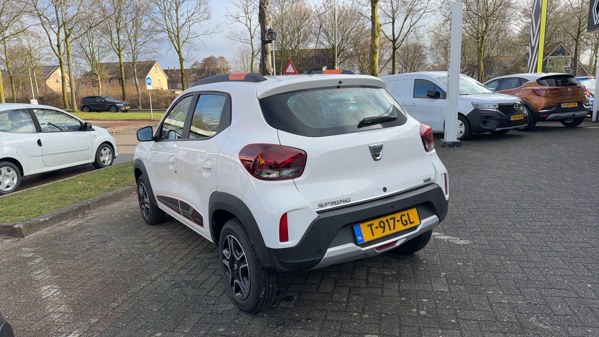 Dacia Spring Comfort Plus (Orange Pack) 27 kWh - Afbeelding 3