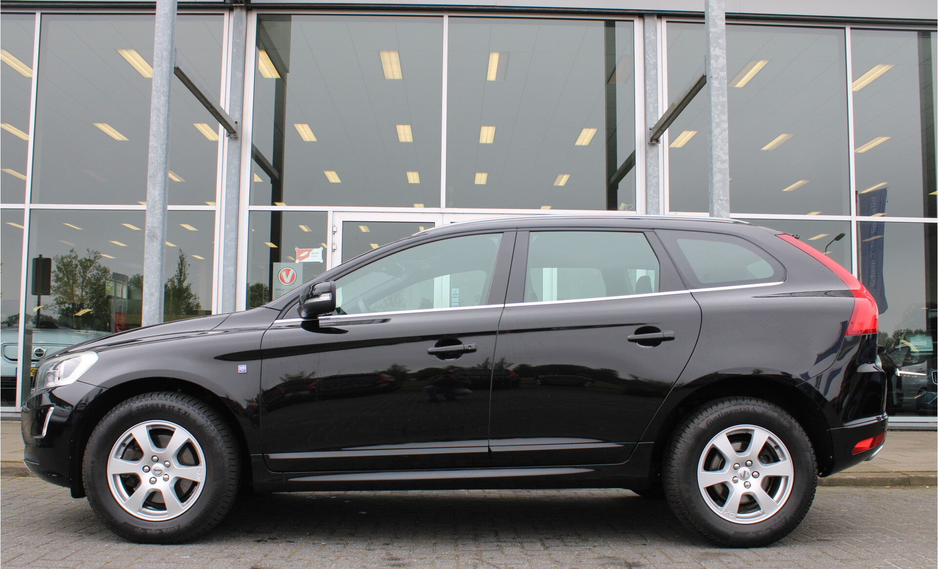 Volvo XC60 D4 191PK Automaat FWD Summum - Afbeelding 2