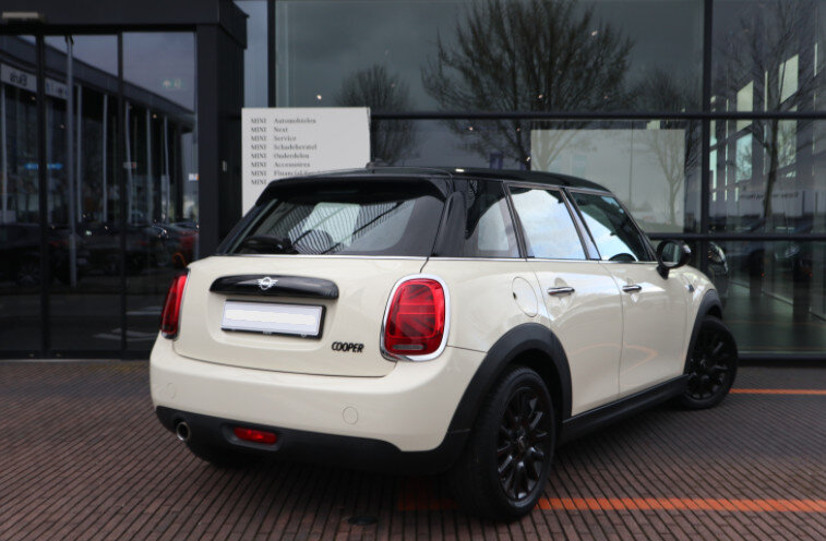 MINI 5-deurs Cooper - Afbeelding 2