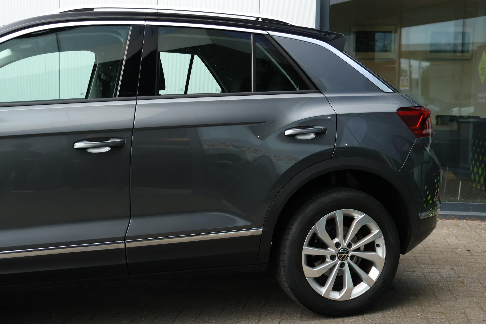 Volkswagen T-Roc 1.5 TSI Style - Bild 5