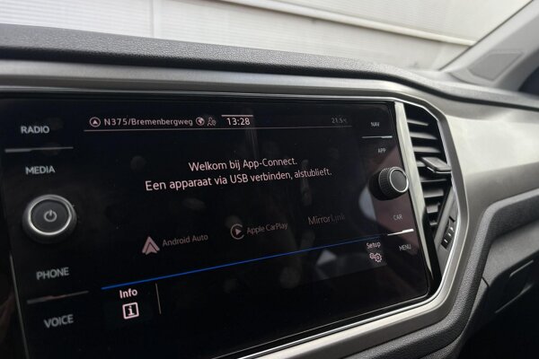 Apple Carplay/Android Auto