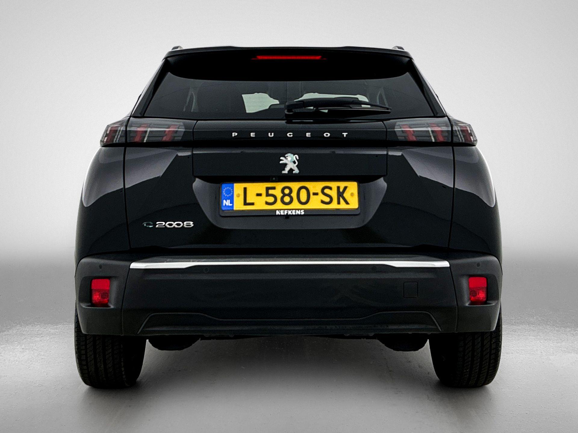 Peugeot e-2008 EV Allure Pack 50 kWh 136pk Automaat - Afbeelding 4