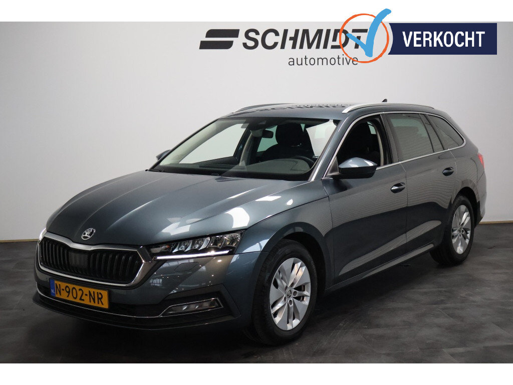 Škoda Octavia Combi 1.5 TSI First Edition 150PK | Trekhaak | Stoelverwarming | Carpl