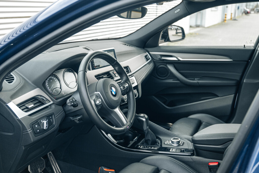 BMW X2 33