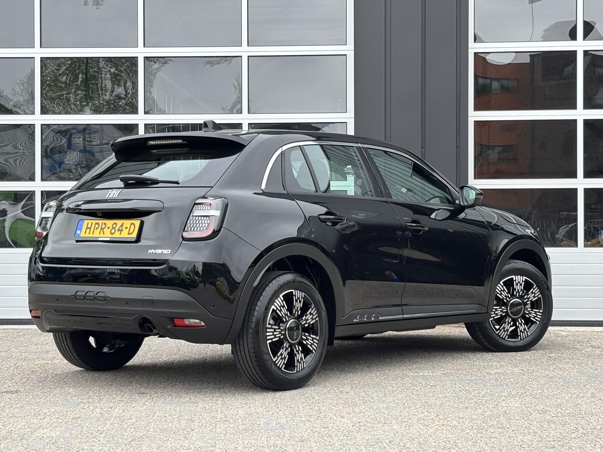 Fiat 600 1.2 Hybrid 110pk Urban Automaat - Afbeelding 3