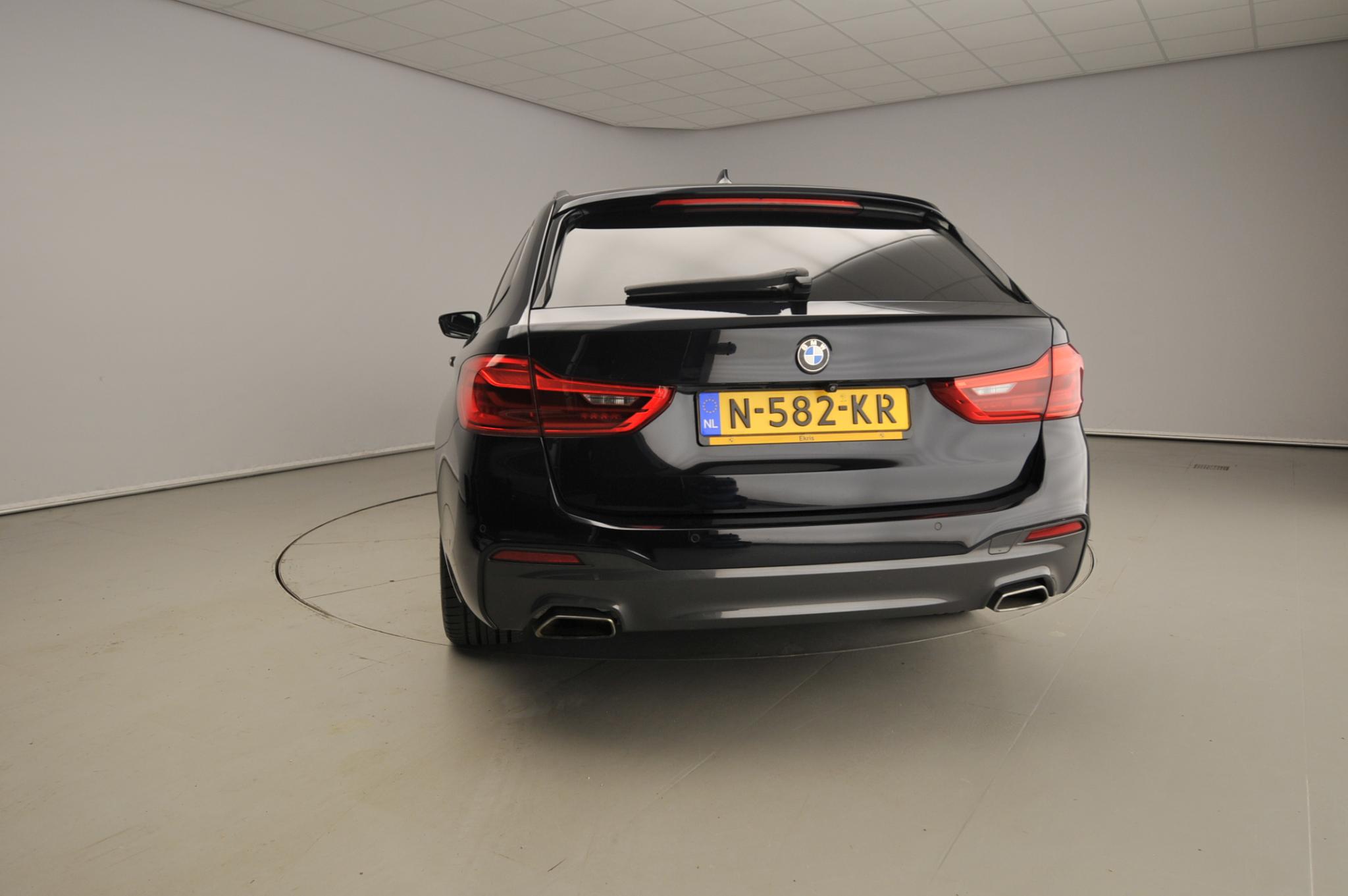 BMW 5 Serie Touring 540i xDrive - Bild 3