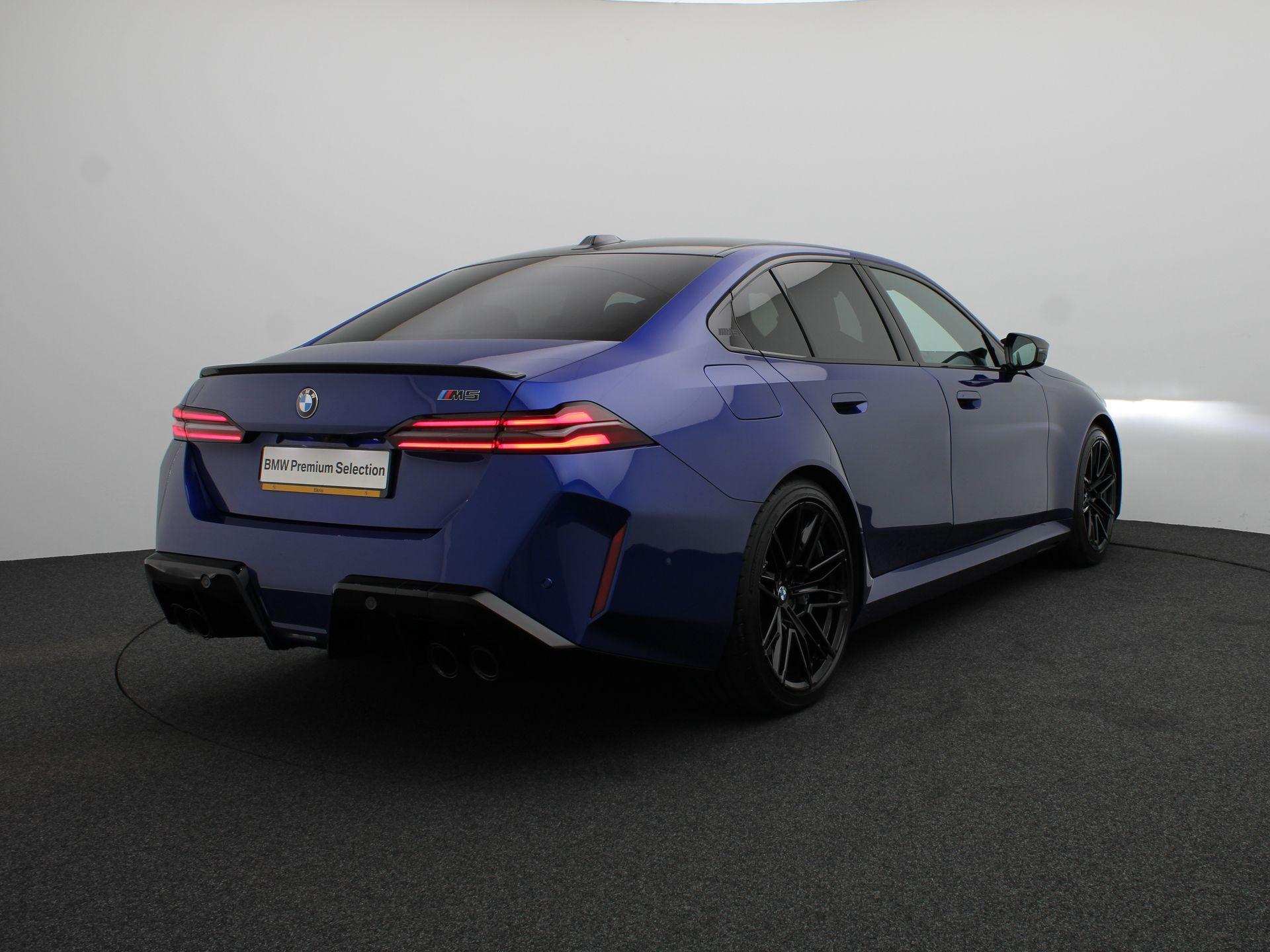 BMW 5 Serie M5 Sedan - Afbeelding 2