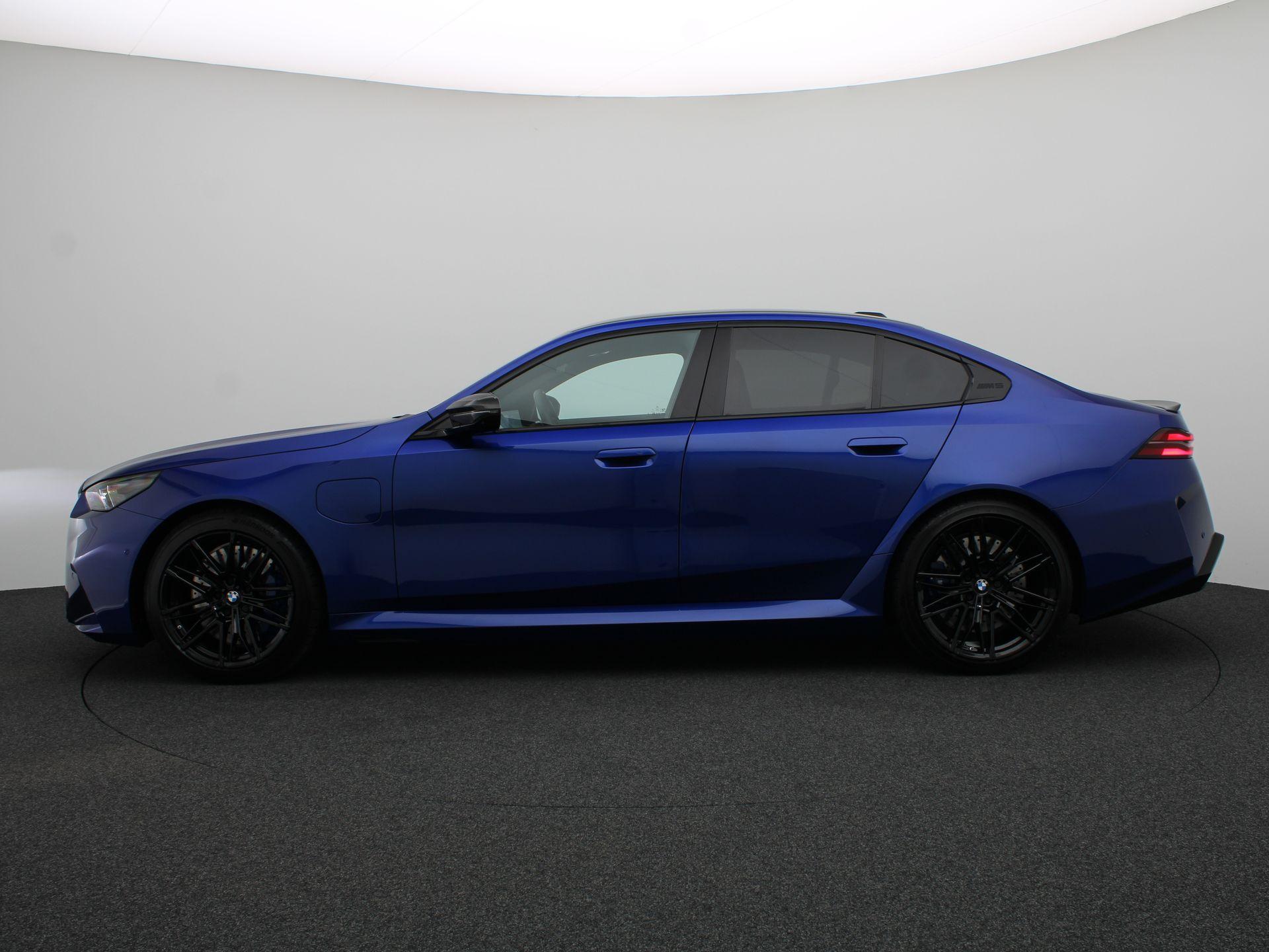 BMW 5 Serie M5 Sedan - Afbeelding 4