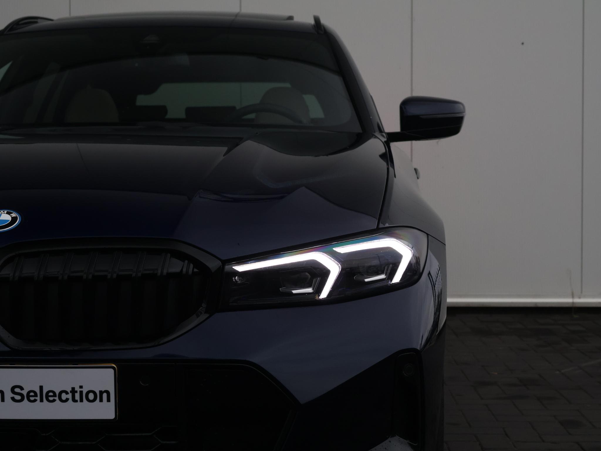 BMW 3 Serie Touring 330e - Afbeelding 4