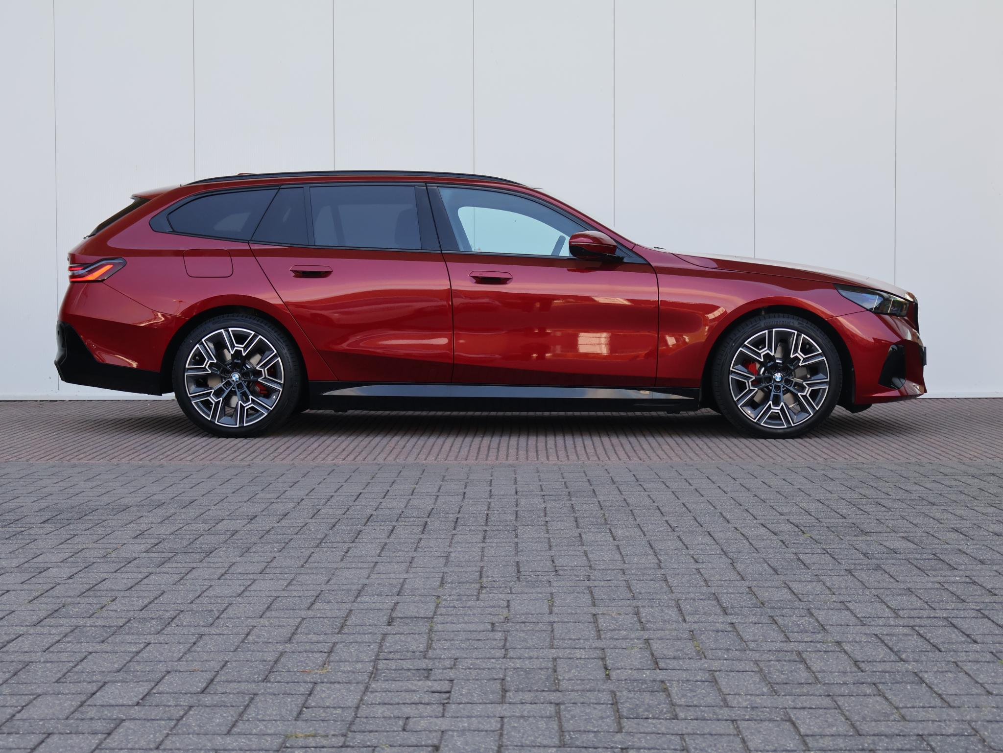 BMW 5-serie Touring 530e - Afbeelding 4