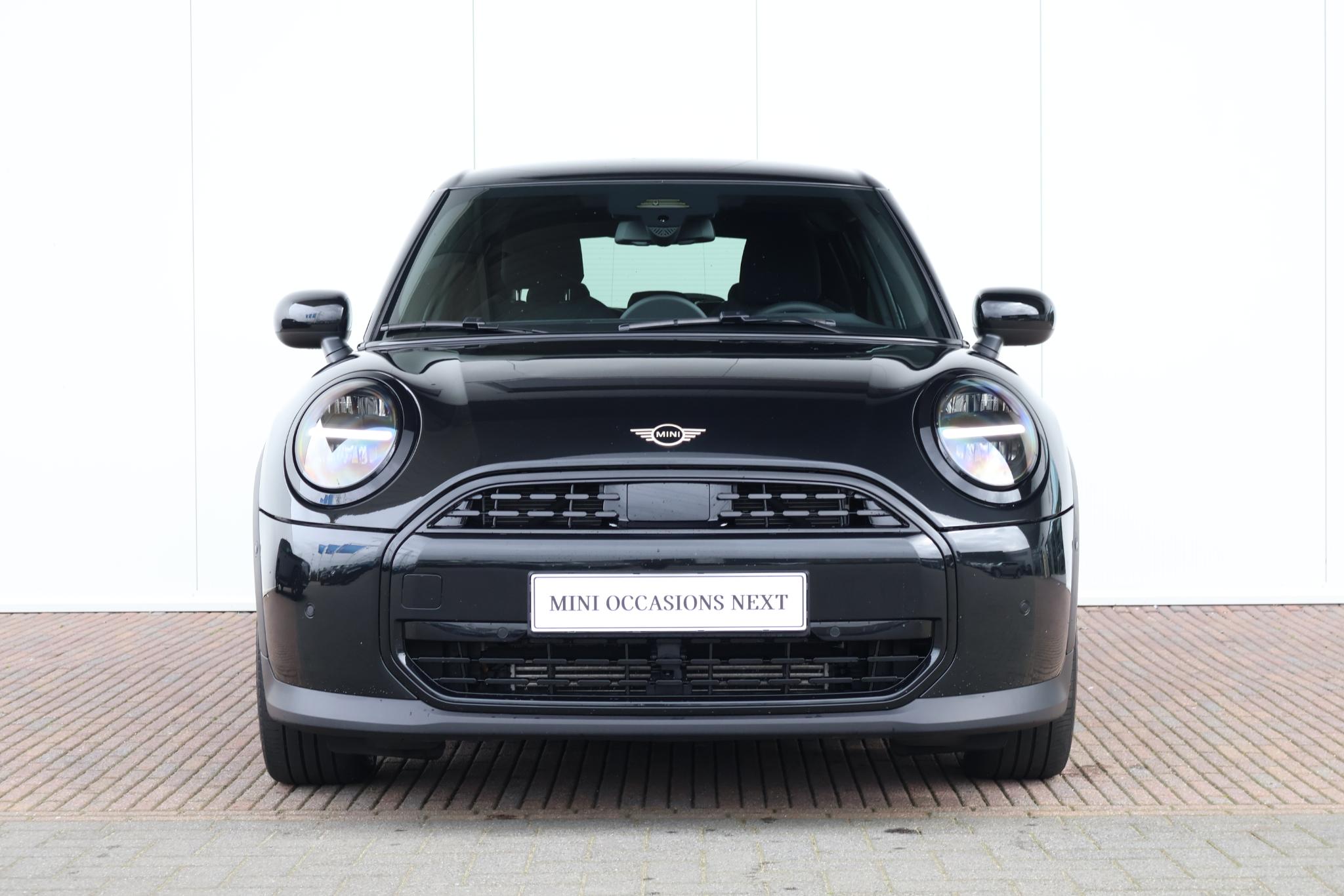 MINI Cooper C Essential XS - Afbeelding 2