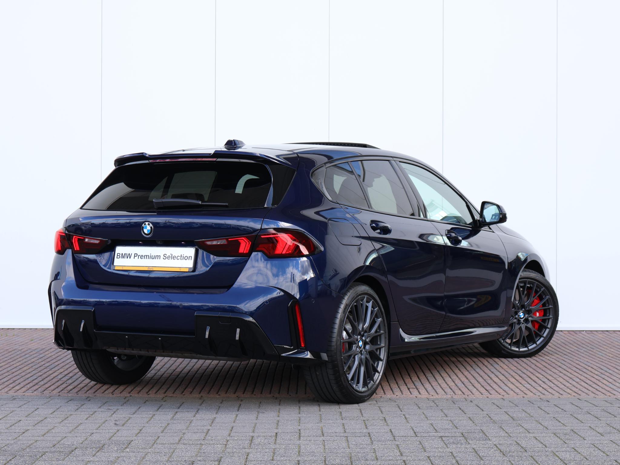 BMW 1 Serie 120 M Sport Design Edition - Afbeelding 2
