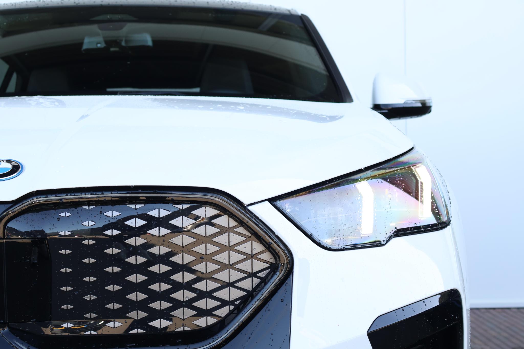 BMW iX2 eDrive20 67 kWh M Sport Edition - Afbeelding 3