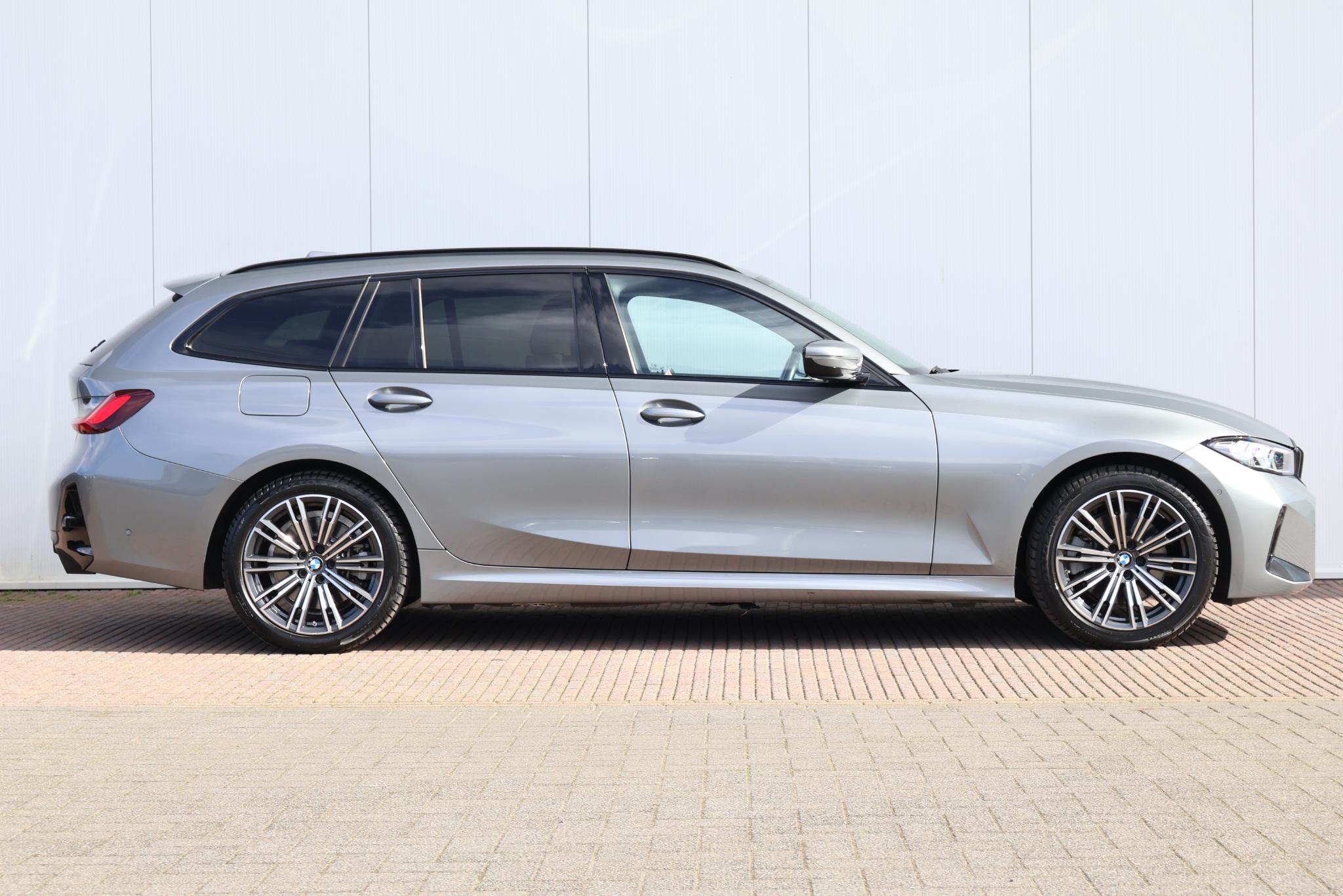 BMW 3-serie Touring 330e - Afbeelding 5