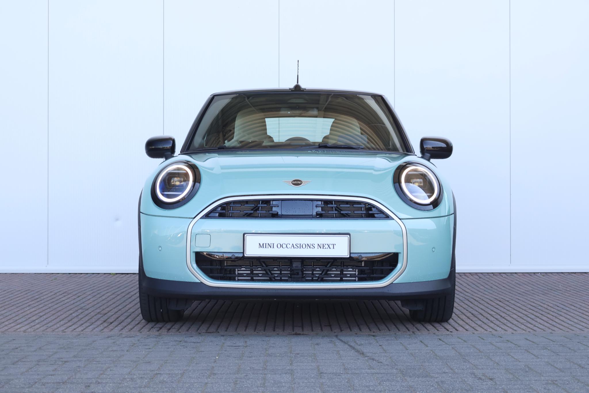 MINI Cabrio Cooper C | Favoured M - Afbeelding 2