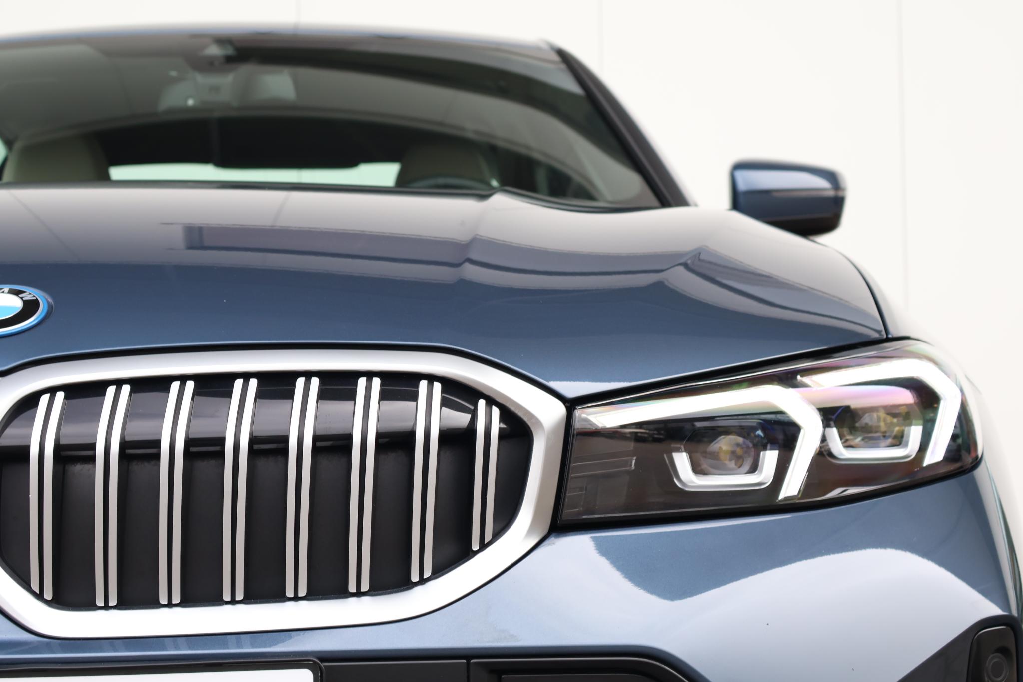 BMW 3 Serie 330e - Afbeelding 3