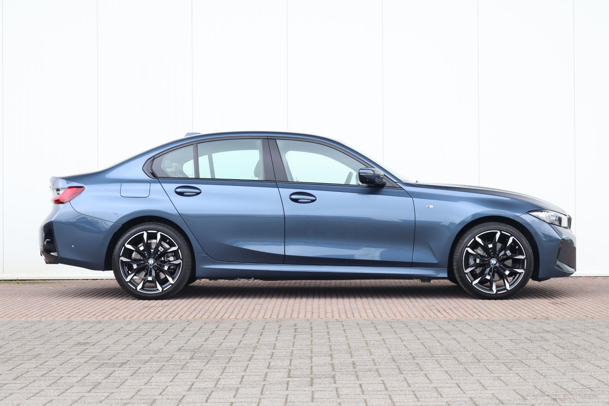 BMW 3 Serie 330e - Afbeelding 5