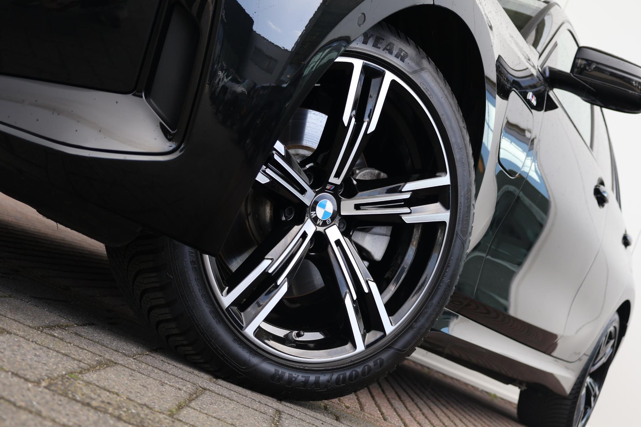 BMW 3-serie Touring 330e - Afbeelding 3