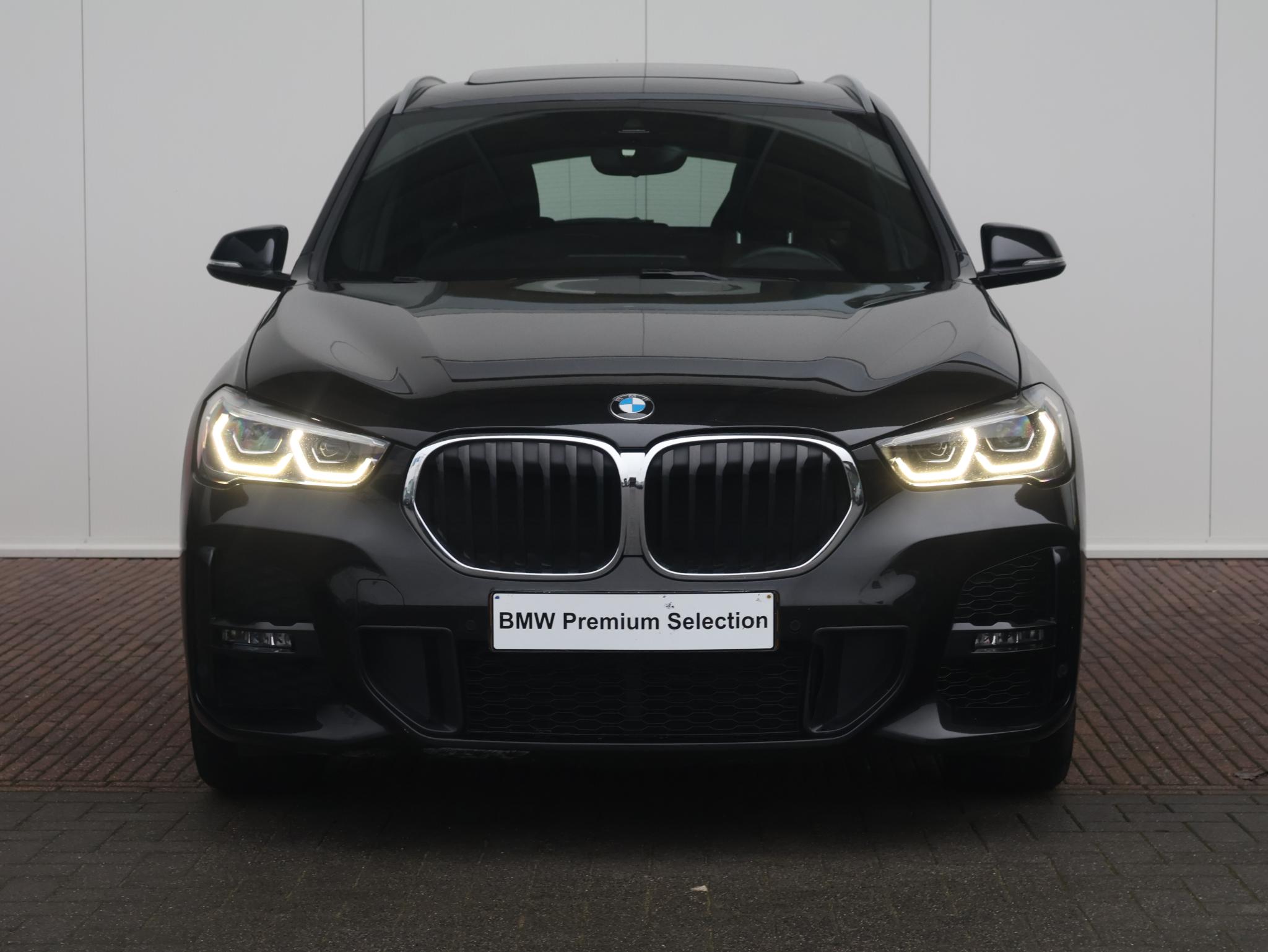 BMW X1 sDrive20i High Executive Edition - Afbeelding 4
