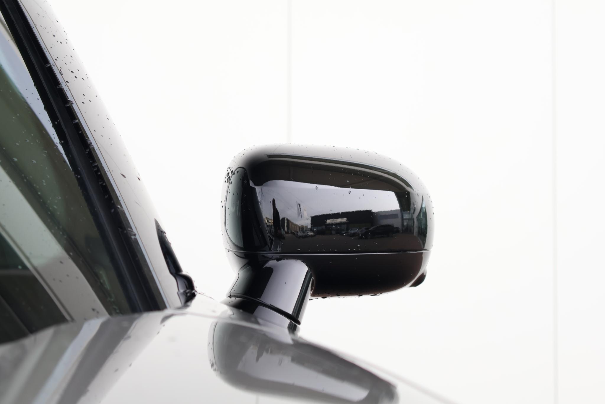 MINI Aceman E Classic L 42.5 kWh - Afbeelding 4