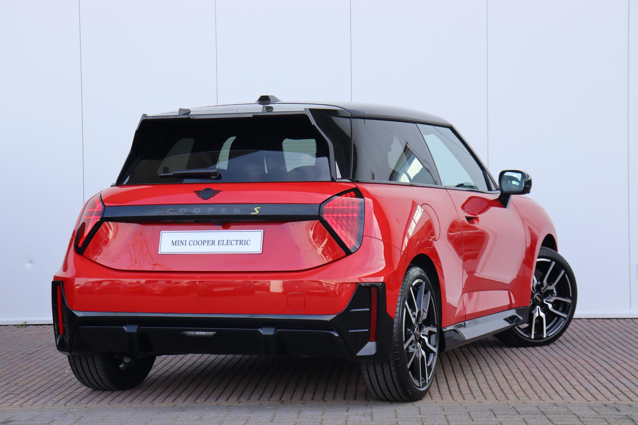 MINI Cooper SE - Afbeelding 2