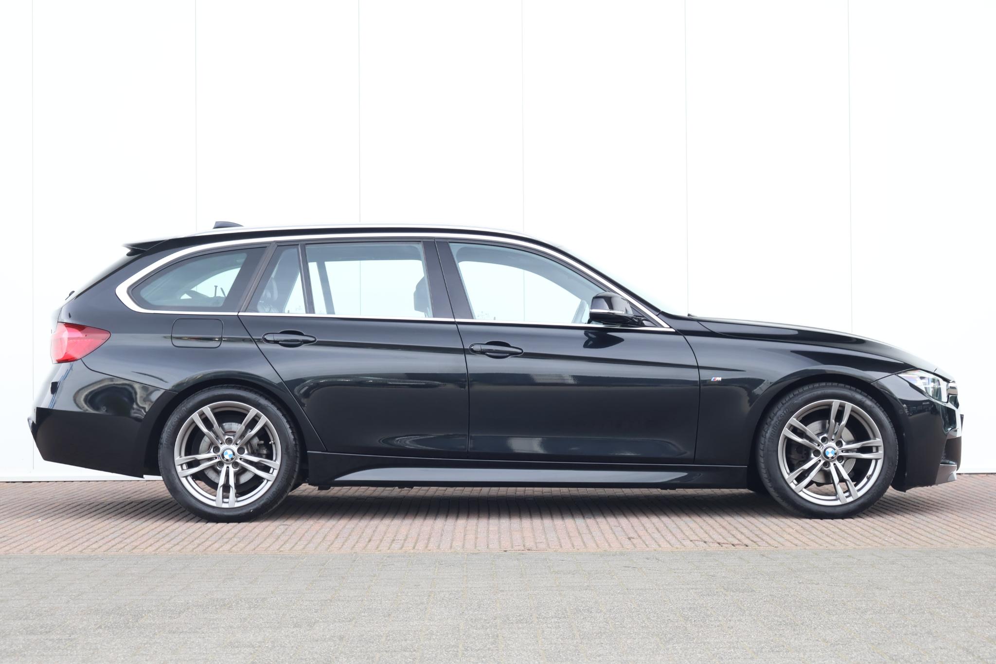 BMW 3-serie Touring 320i M Sport Edition - Afbeelding 5