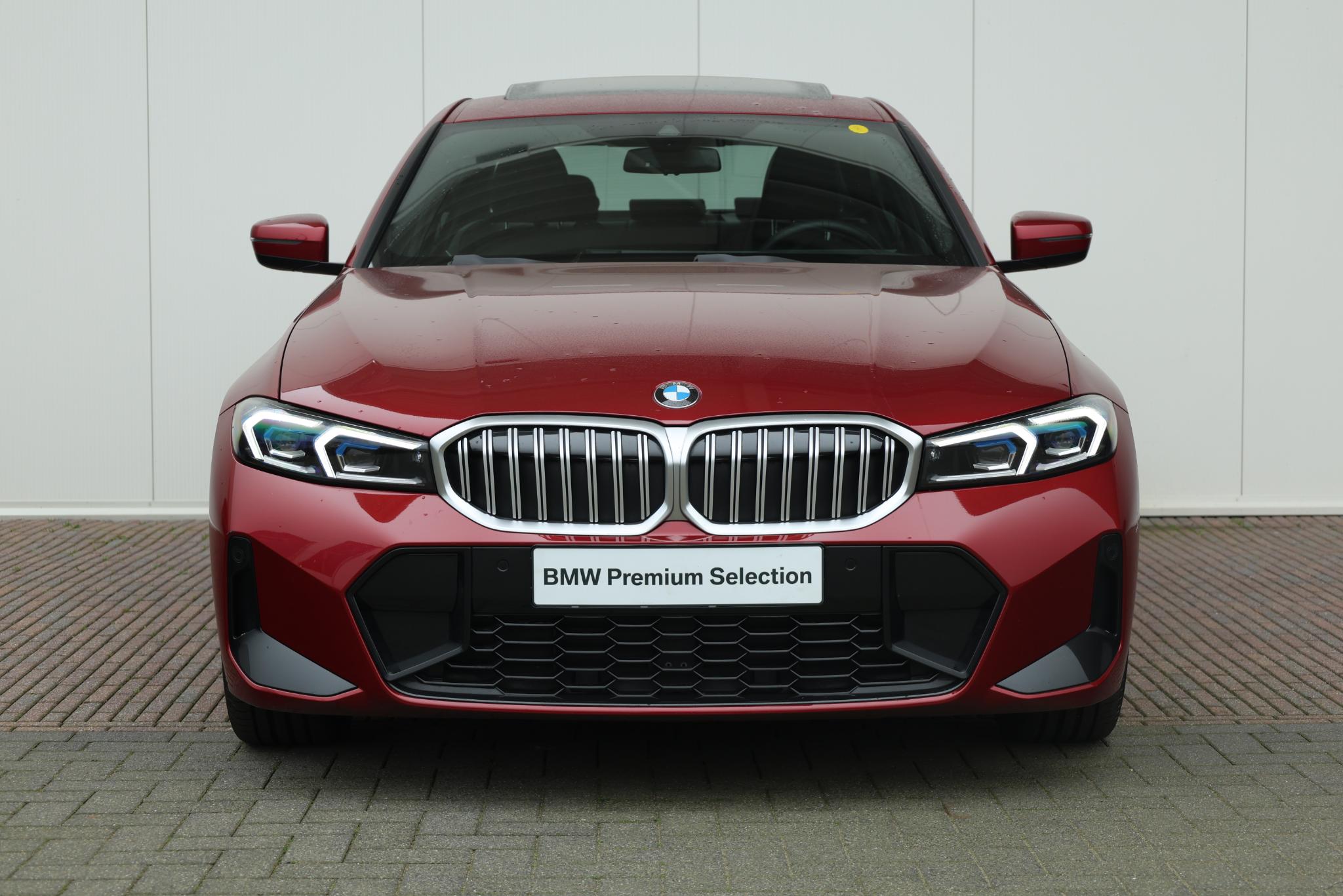 BMW 3-serie 320i - Afbeelding 2