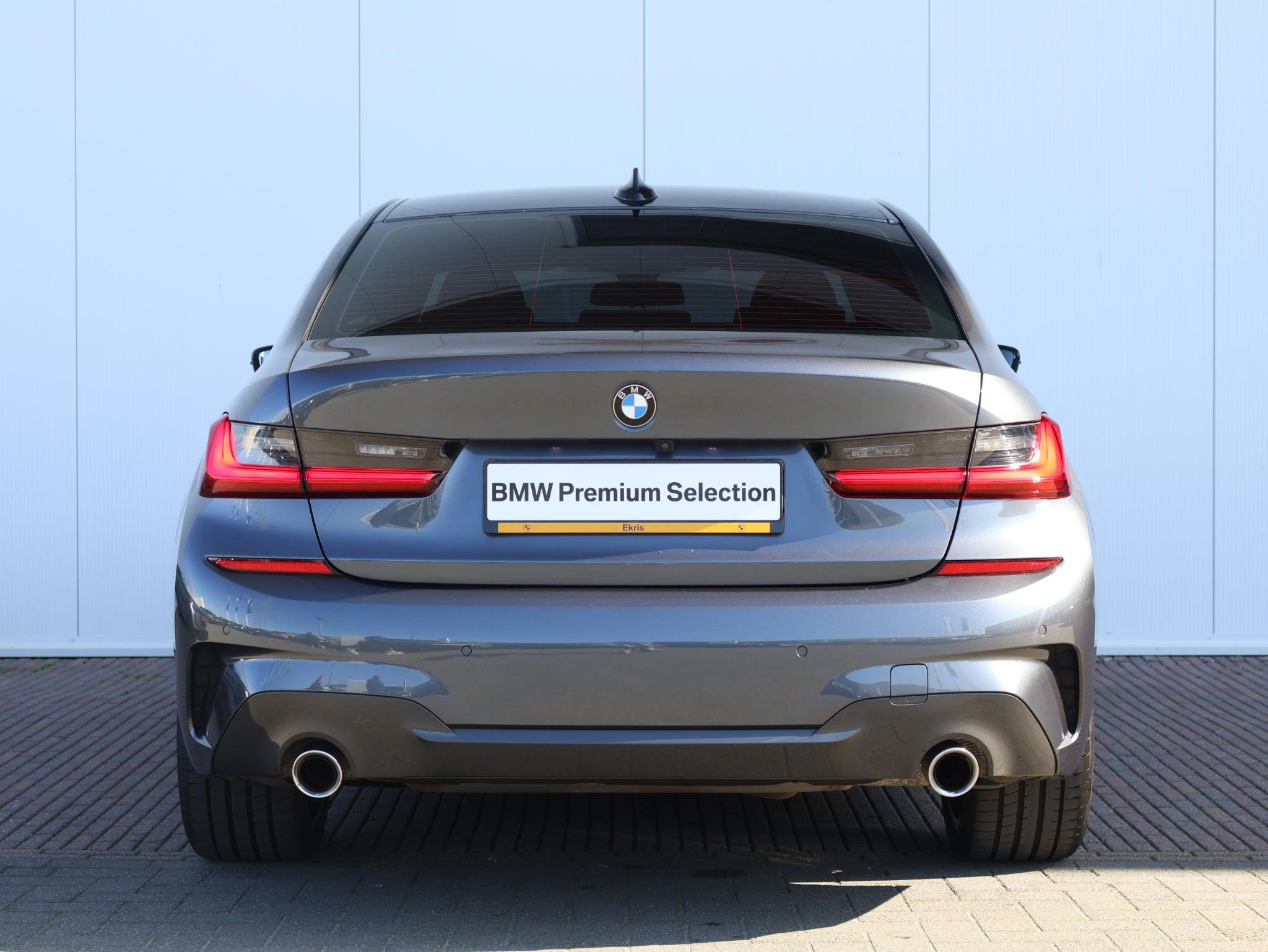 BMW 3-serie 320i High Executive Edition - Afbeelding 4