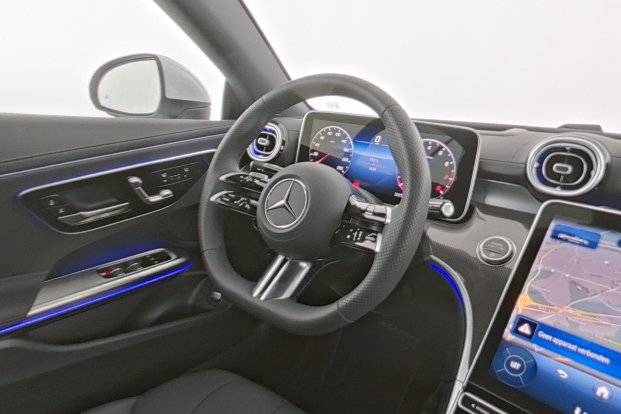 Mercedes-Benz CLE Cabriolet 300 4MATIC AMG Line - Afbeelding 4