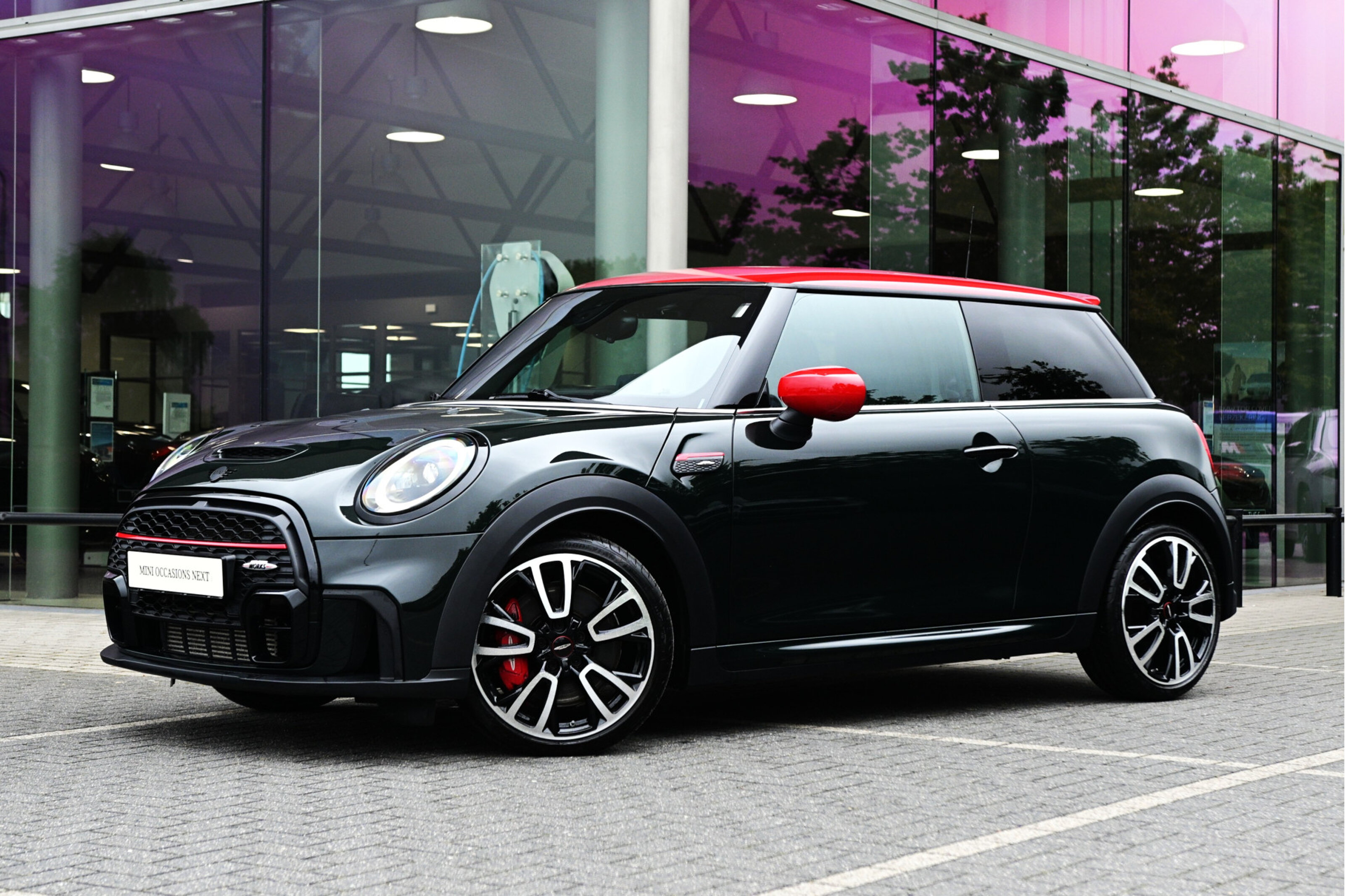 MINI Cooper Hatchback John Works Automaat