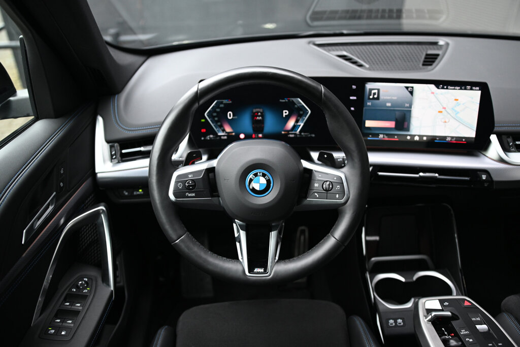 BMW X1 6
