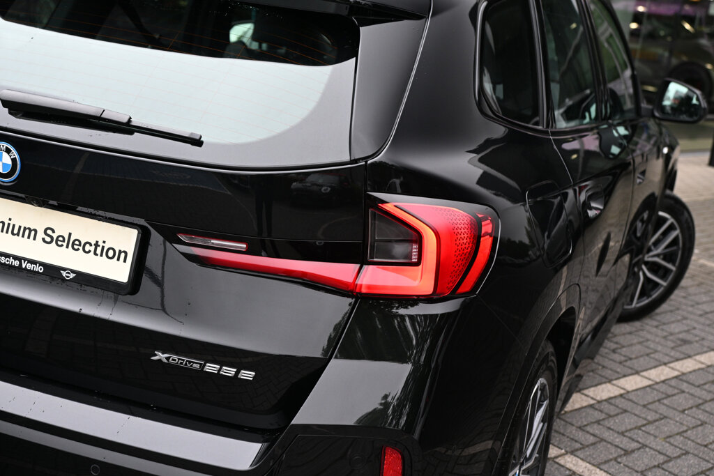 BMW X1 16