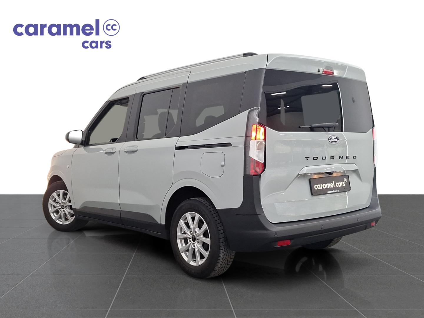 Ford Tourneo Courier TITANIUM AUTOMAAT 5-ZIT *CAMERA SENSOREN*DAB*GPS* - Afbeelding 4