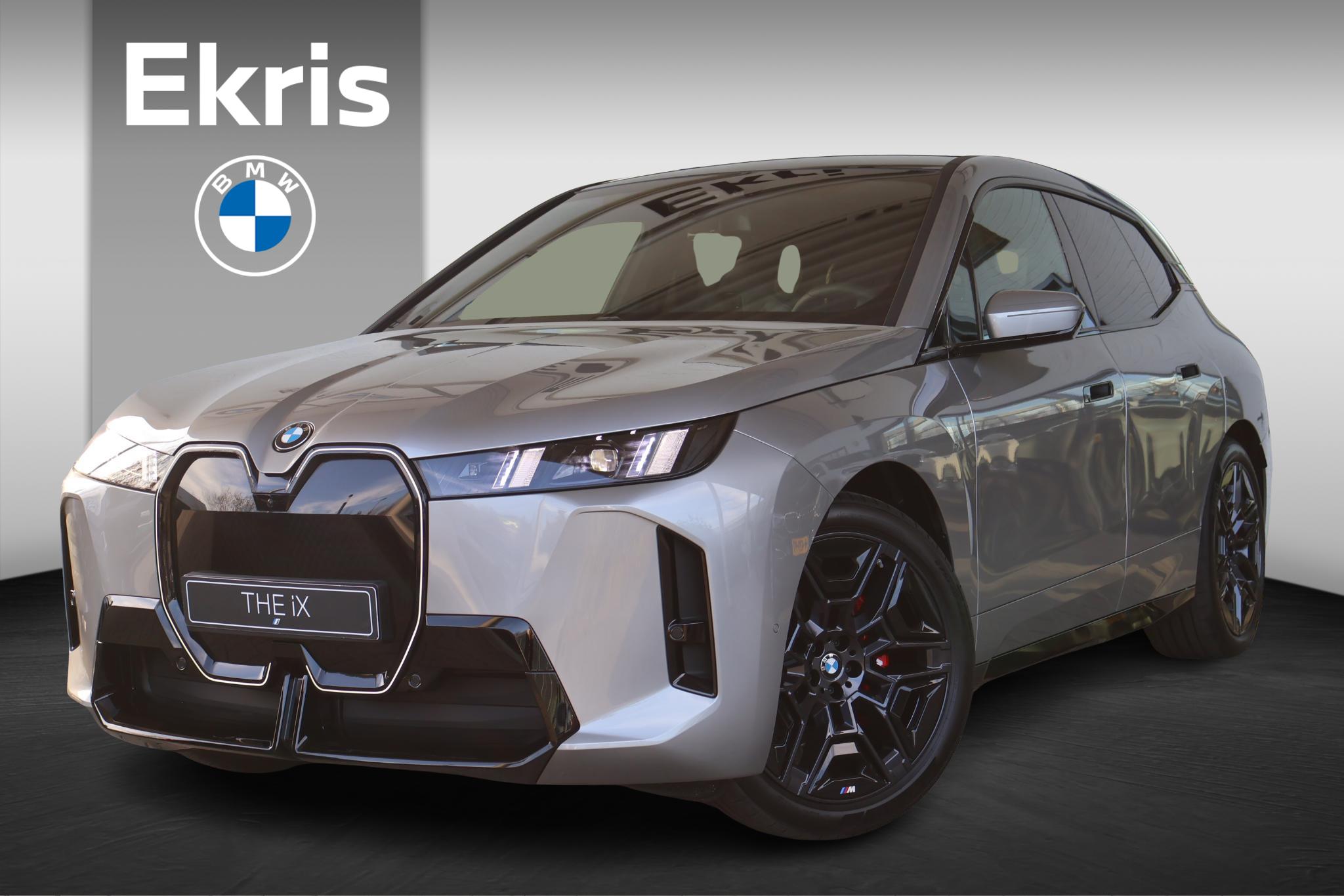 BMW iX xDrive45