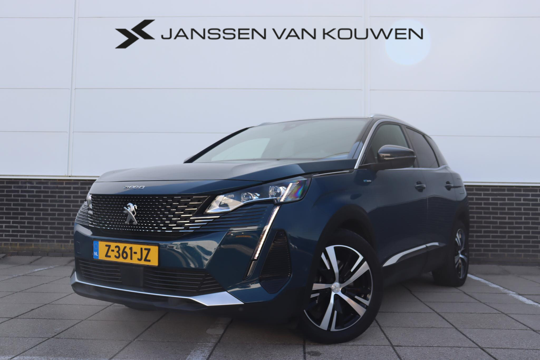 Peugeot 3008 1.6 HYbrid 225 GT