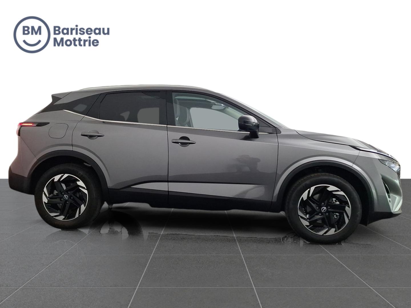 Nissan QASHQAI N-CONNECTA PLUS *PANO DAK*360°CAMERA SENSOREN*DAB*GOOGLE GPS*CARPLAY* - Image 3