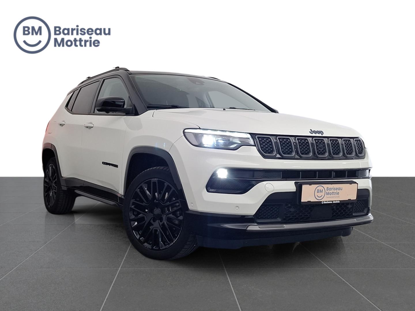 Jeep Compass Summit 4XE AUTOMAAT *TREKHAAK*FULL OPTION*PANO DAK*OPEN DAK*LEDER*ZETEL STUURVERWARMING*DAB*GPS*CARPLAY*