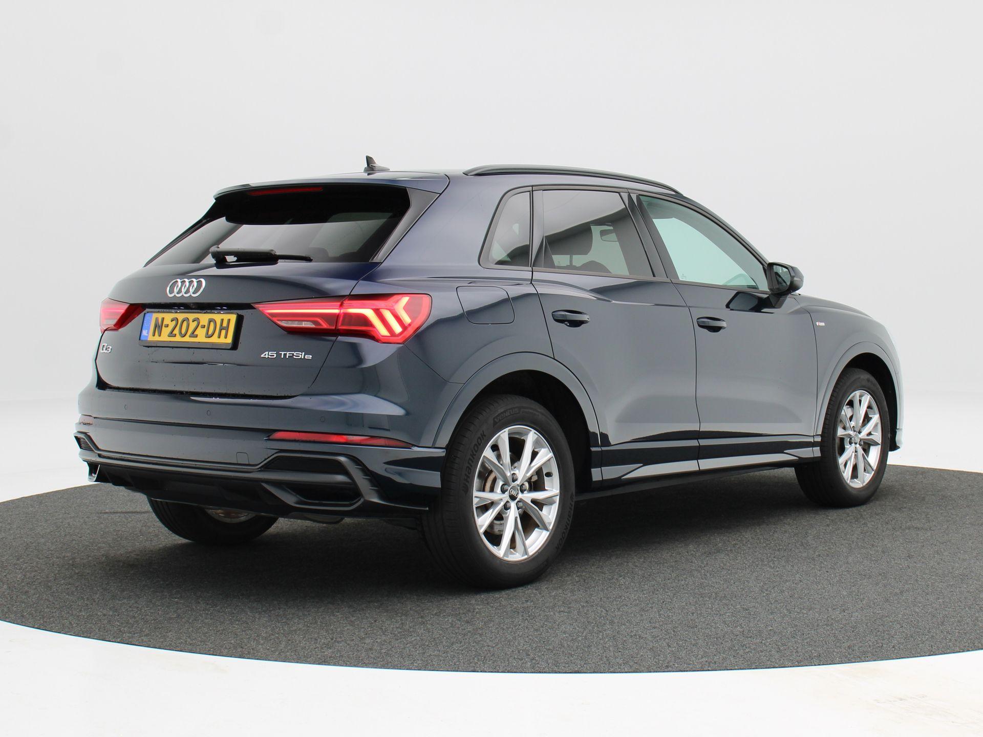 Audi Q3 45 TFSi e S-Line 245 Pk - Afbeelding 2