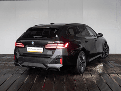 BMW 5 Serie Touring 530e xDrive - Afbeelding 2