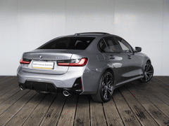 BMW 3 Serie Sedan 330e - Afbeelding 2