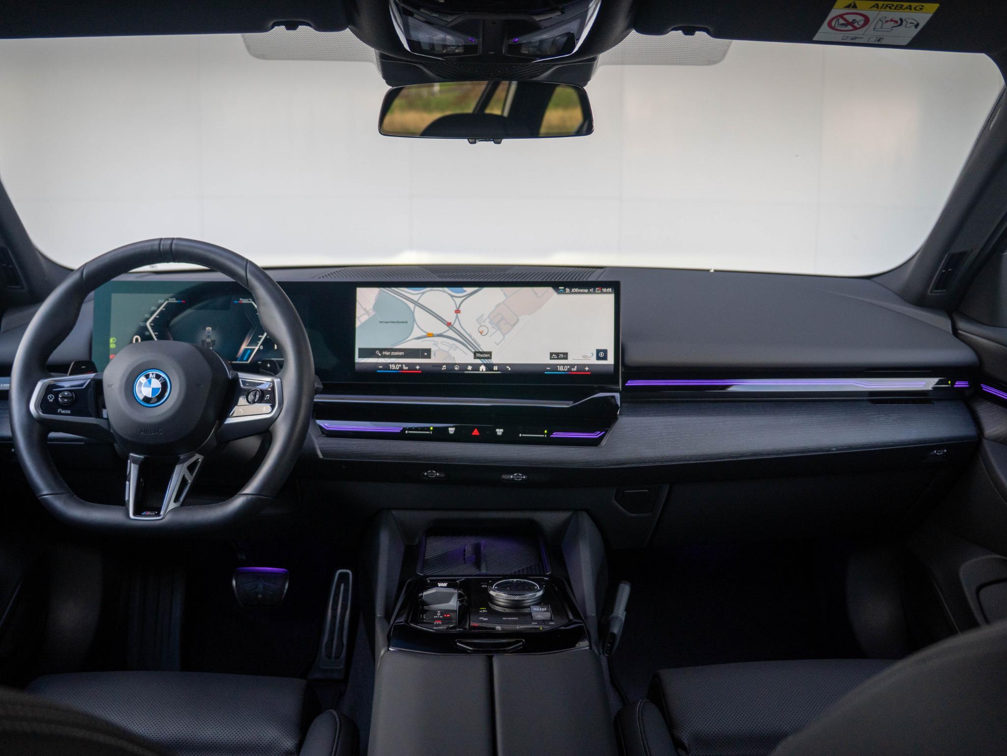 BMW 5 Serie Touring 530e - Afbeelding 3