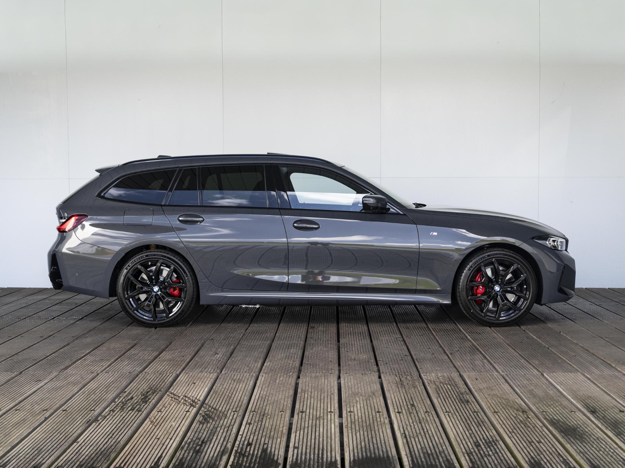 BMW 3 serie Touring 330e - Afbeelding 4