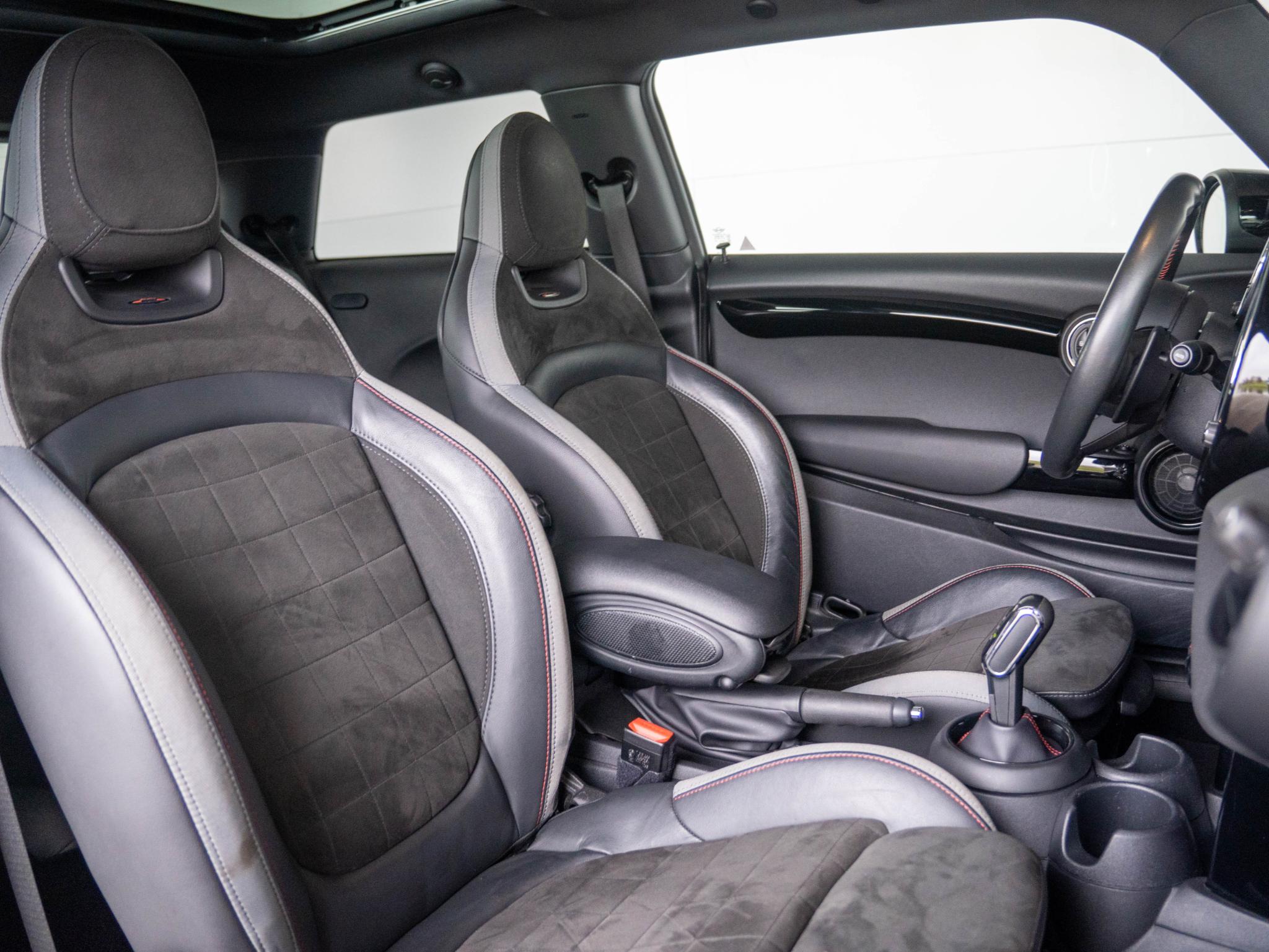 MINI 3-deurs John Cooper Works Aut. - Afbeelding 4