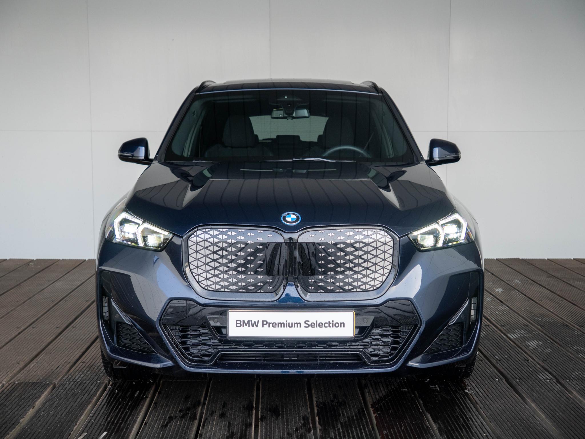 BMW iX1 eDrive20 - Afbeelding 3
