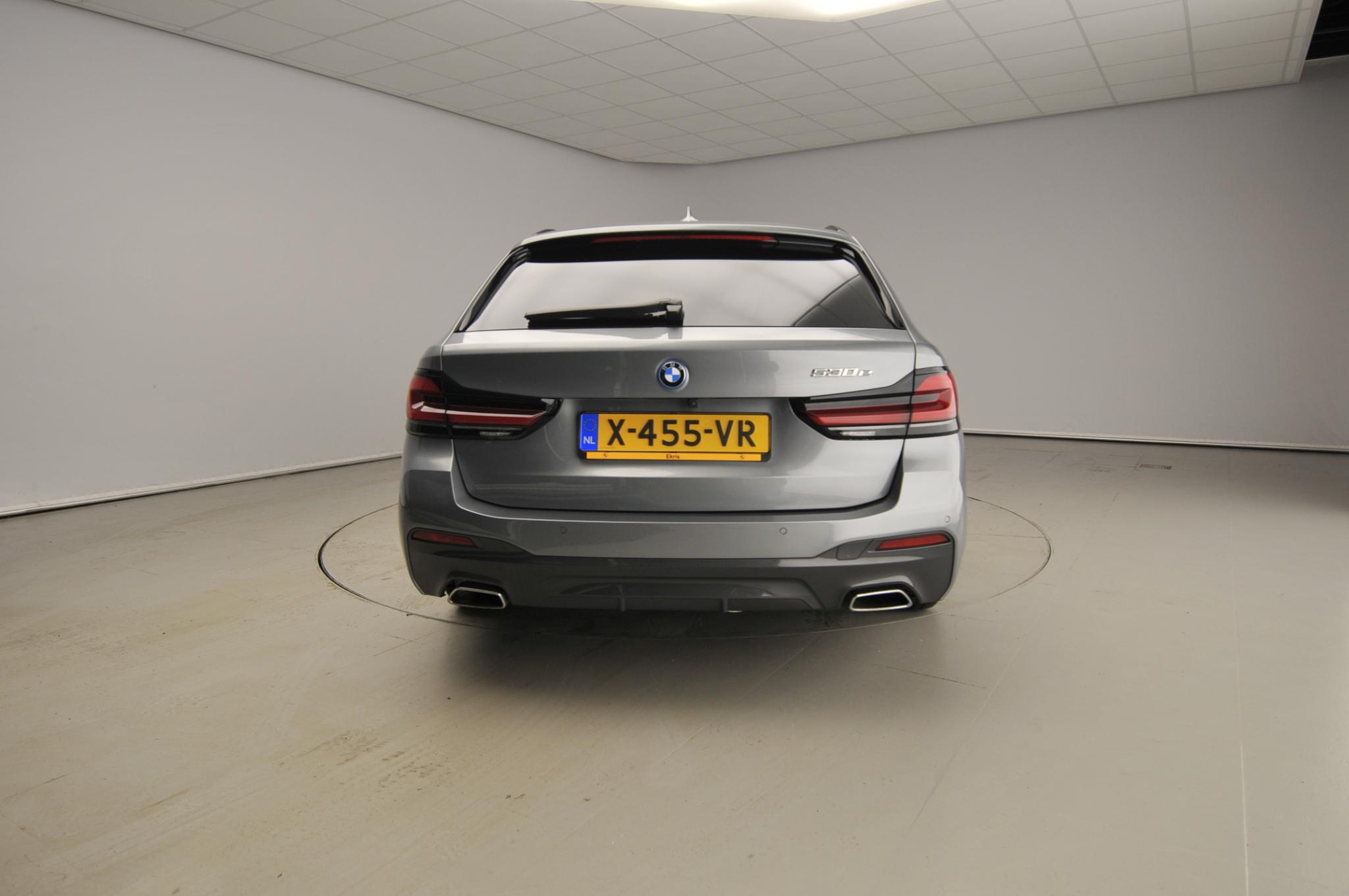 BMW 5 Serie Touring 530e - Afbeelding 3