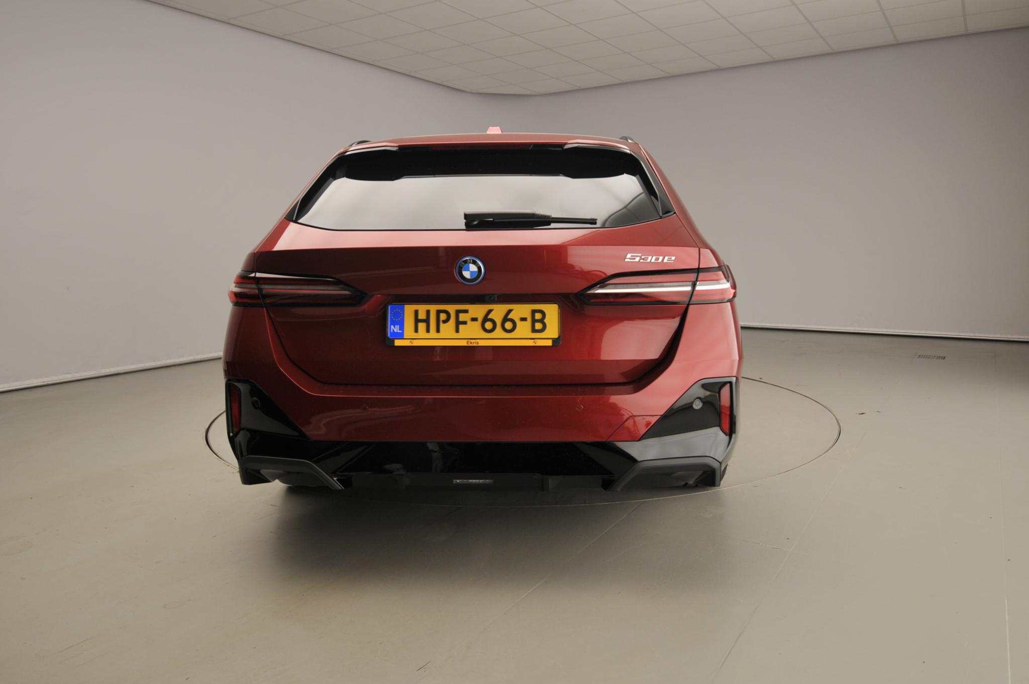 BMW 5 Serie Touring 530e - Afbeelding 3