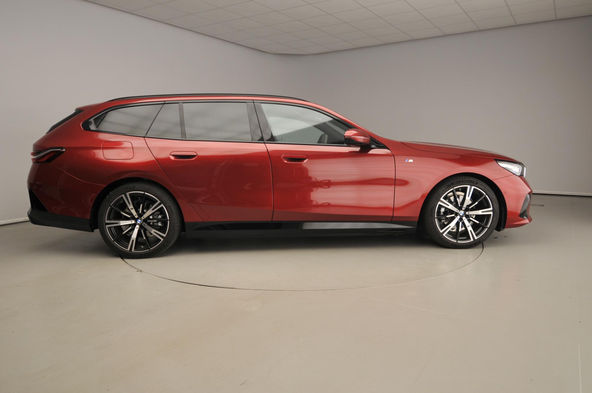 BMW 5 Serie Touring 530e - Afbeelding 4