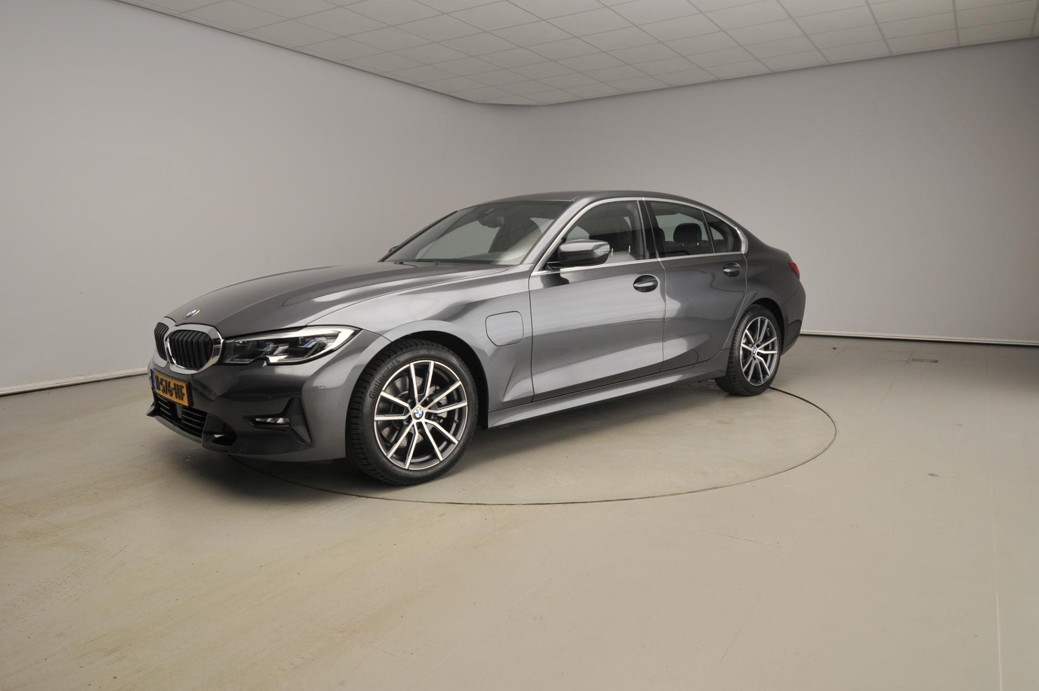 BMW 3 Serie Sedan 320e - Afbeelding 4