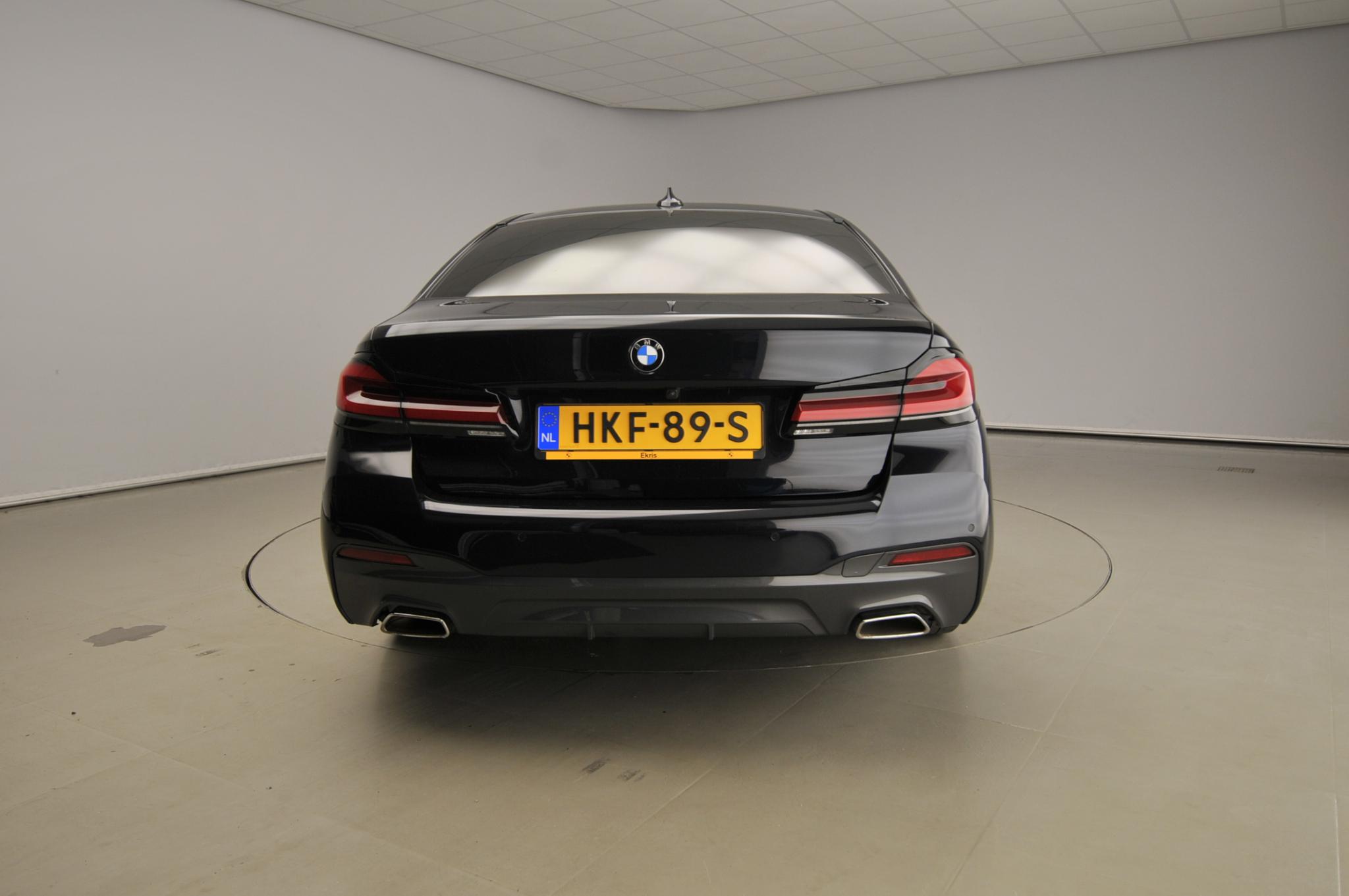 BMW 5 Serie Sedan 540i - Afbeelding 3