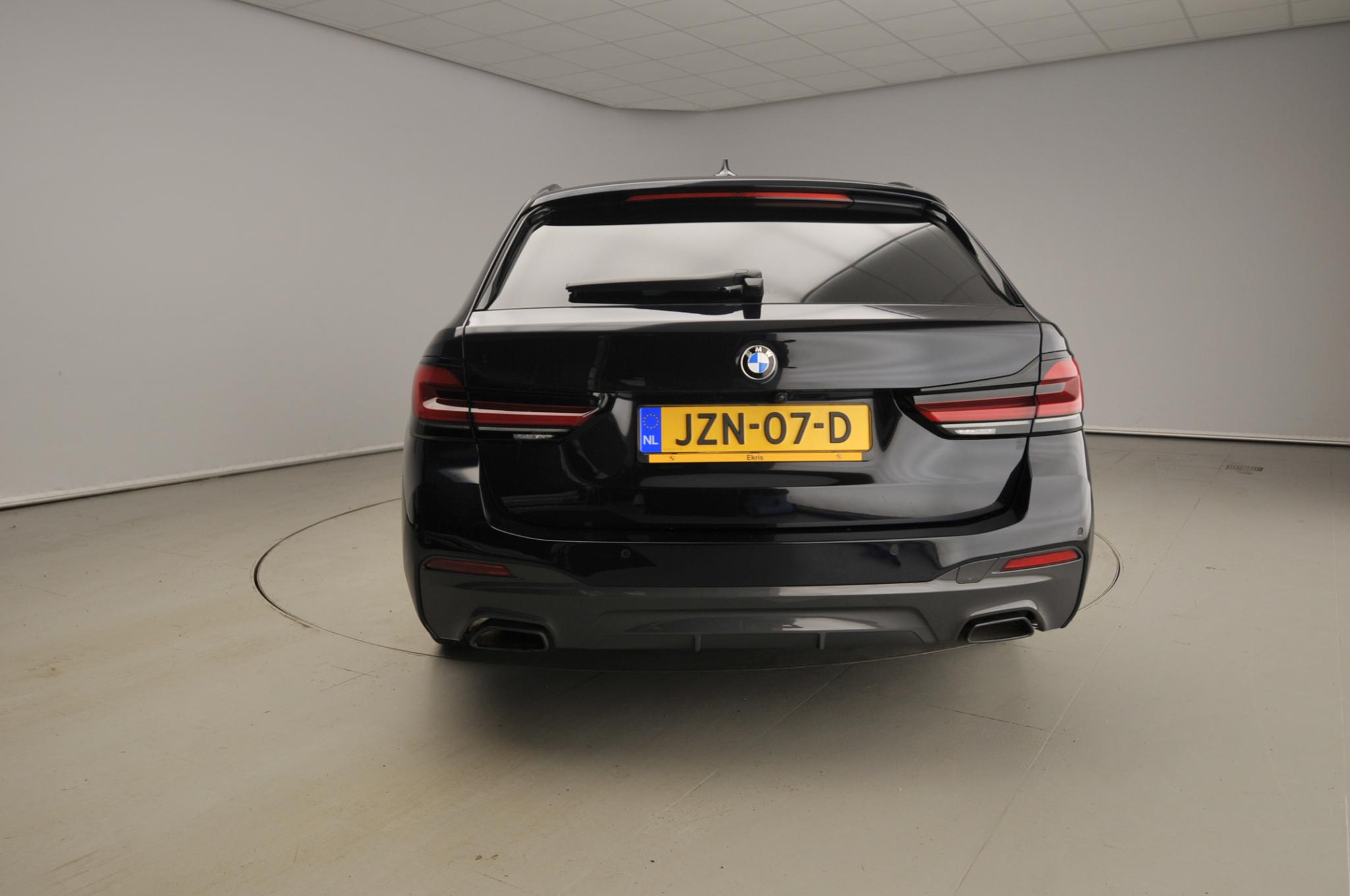 BMW 5 Serie Touring 540i xDrive - Afbeelding 3